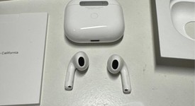 Used
													Apple AirPods 3rd Gen - Lightning Case, photo 3 of 3