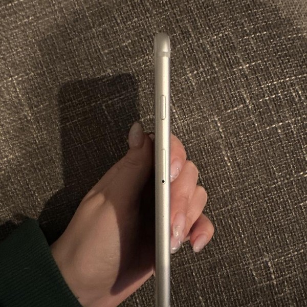 Apple iPhone 6S - Unlocked, 64 GB, Gold, A1688