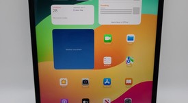 Good
													Apple iPad Pro 12.9" 6th Gen 2022 - Unlocked, Silver, 256 GB, photo 1 of 8