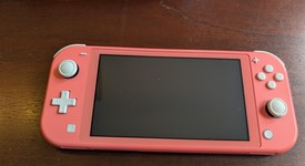 Mint
													Nintendo Switch Lite - Coral, photo 3 of 8