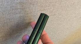 Mint
													Motorola Razr Ultra (2025) - AT&T, PANTONE Scarab, 512 GB, 16 GB, photo 2 of 12