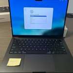 Good MacBook Pro 2026 - 14 inch (M5) - 512 GB, Space Black, 32 GB, Apple M5, Standard Display