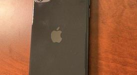 Good
													Apple iPhone 11 - AT&T, Black, 64 GB, A2111, photo 3 of 5