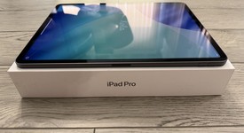 Good
													Apple iPad Pro 12.9" 5th Gen 2021 - Wi-Fi, Gray, 256 GB, photo 3 of 5