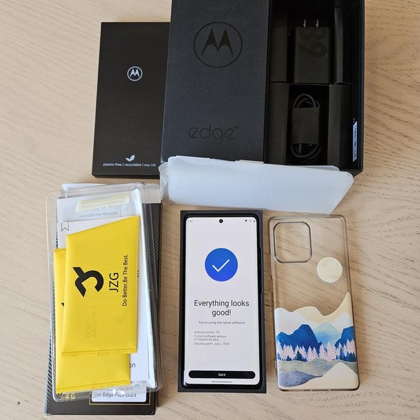 Motorola Edge Plus (2023) - Unlocked, Black, 512 GB, 8 GB