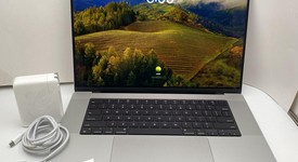 Mint
													MacBook Pro Late 2023 (M3) - 16" - Apple M3 Max 16-core, Silver, 1 TB, 48 GB, 40-core GPU, photo 1 of 11