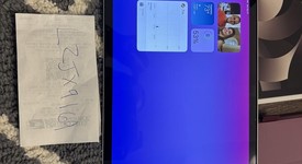 Good
													Apple iPad Air 5th Gen - Wi-Fi, Starlight, 256 GB, A2588, photo 1 of 24