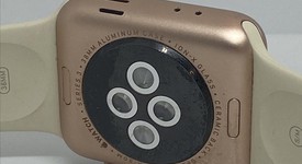 Good
													Apple Watch Series 3 38mm - Unlocked, Gold, A1860, Aluminum, photo 5 of 7