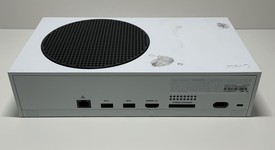 Good
													Xbox Series S (2020) - White, 512 GB, photo 3 of 5