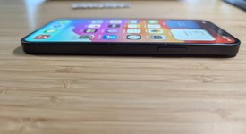 Good
													Apple iPhone 12 - Verizon, Black, 64 GB, A2172, photo 4 of 13