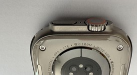 Mint
													Apple Watch Ultra 49mm - Unlocked, Titanium, A2622, photo 3 of 11