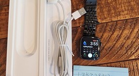 Good
													Apple Watch Series 6 44mm - Unlocked, Graphite, A2294 - Cellular, Stainless Steel, photo 2 of 8