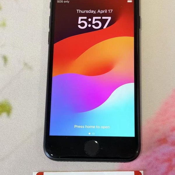 Apple iPhone SE 2nd Gen 2020 - Unlocked, 128 GB, Black, A2275