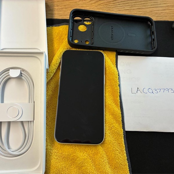 Apple iPhone 17 Pro Max - Unlocked, 256 GB, Silver, A3257