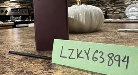 Mint
													Samsung Galaxy S22 Ultra - Unlocked Non-US, Burgundy, 128 GB, 8 GB, SM-S908W, photo 3 of 9
