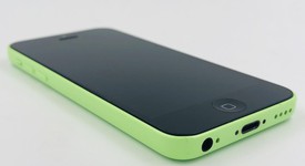 Good
													Apple iPhone 5C - Unlocked, Green, 32 GB, A1532, GSM, photo 4 of 9