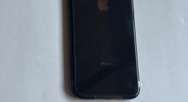 Mint
													Apple iPhone Xr - Unlocked, Black, 64 GB, A1984, photo 4 of 9