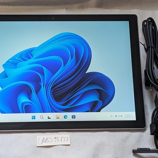 Microsoft Surface Pro 7 - 128 GB, Platinum, 8 GB, Intel Core i5