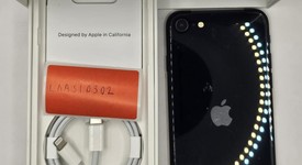 Mint
													Apple iPhone SE 3rd Gen 2022 - Unlocked, Midnight, 64 GB, A2595, photo 2 of 14