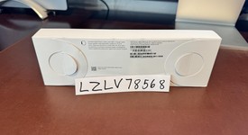 New
													Apple Watch SE 2nd Gen 40mm - Unlocked, Silver, A2726 - Cellular, Aluminum, photo 4 of 4