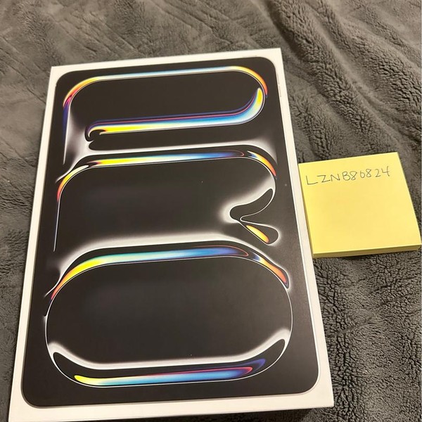 Apple iPad Pro 11 inch (M4) 2024 - Wi-Fi, 256 GB, Black, 8 GB, A2836, Standard Glass