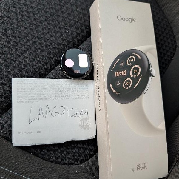 Google Pixel Watch 3 - Unlocked, Silver, 45mm, LTE