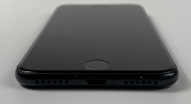 Fair
													Apple iPhone SE 3rd Gen 2022 - Unlocked, Midnight, 128 GB, A2595, photo 4 of 7