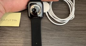 Good
													Apple Watch Series 9 45mm - Unlocked, Midnight, A2984 - Cellular, Aluminum, photo 3 of 5
