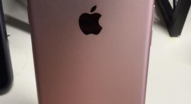 Good
													Apple iPhone 7 - Unlocked, Rose Gold, 32 GB, A1778, GSM, photo 2 of 9