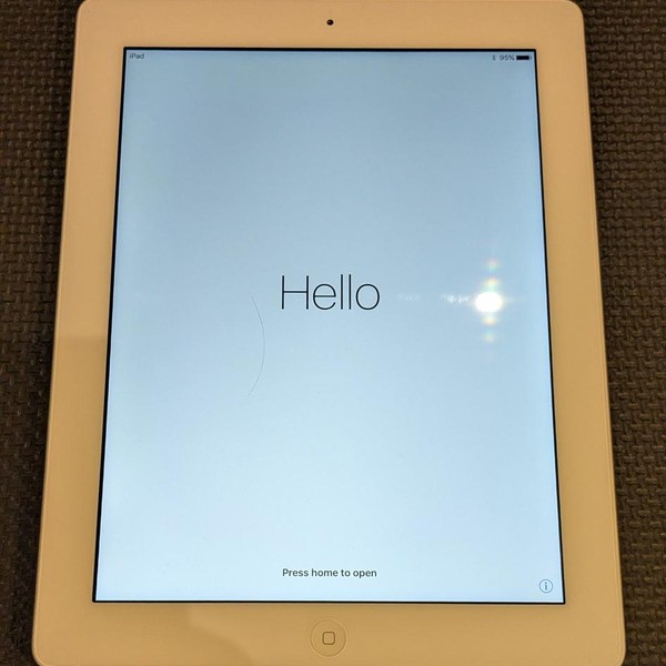 Apple iPad 4 - Wi-Fi, 32 GB, White, A1458