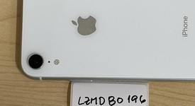 Fair
													Apple iPhone Xr - Unlocked Non-US, White, 128 GB, A2105 GSM Only, photo 4 of 5