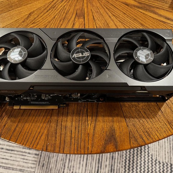 Asus GeForce RTX 4090 - TUF-RTX4090-24G-GAMING, TUF Gaming