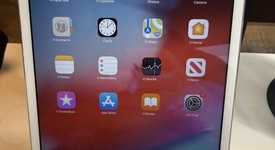 Good
													Apple iPad Mini 2 Retina - Unlocked, White, 32 GB, photo 1 of 5