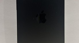 Mint
													Apple iPhone 16e - Unlocked, Black, 128 GB, A3212, photo 3 of 7