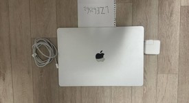 Good
													MacBook Air 2025 (M4) - 15" - Apple M4, Silver, 1 TB, 24 GB, photo 3 of 8