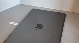 Fair
													Apple iPad 9th Gen - Unlocked, Gray, 64 GB, A2603, photo 5 of 6