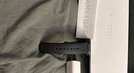 Mint
													Apple Watch Series 4 40mm - Verizon, Black, A1975 - Cellular, Stainless, photo 4 of 7