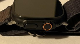 Mint
													Apple Watch Ultra 2 49mm - Unlocked, Black, A2986, photo 4 of 6
