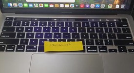 Good
													MacBook Air 2020 - 13" - Apple M1, Silver, 512 GB, 8 GB, photo 1 of 11