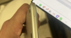 Fair
													Apple iPod Touch 6th Gen - Wi-Fi, Silver, 16 GB, photo 4 of 8