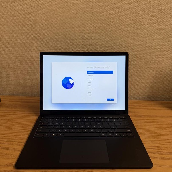 Microsoft Surface Laptop 5 - 512 GB, Black, 16 GB, Intel Core i7, 13.5 inch