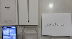 Mint
													Apple iPhone Air - Unlocked, Cloud White, 256 GB, A3260, photo 1 of 8