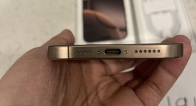 Mint
													Apple iPhone 16 Pro Max - Verizon, Desert, 256 GB, A3084, photo 5 of 8