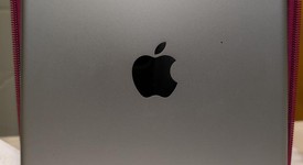 Mint
													Apple iPad 6th Gen - Wi-Fi, Silver, 32 GB, A1893, photo 4 of 7