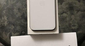 Mint
													Apple iPhone 16 Pro Max - Verizon, White, 256 GB, A3084, photo 3 of 8