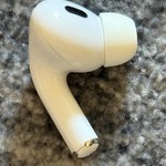 Used Apple AirPods Pro 2 - Lightning