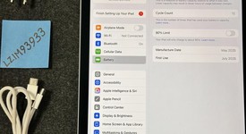Mint
													Apple iPad Air 11" (M3) 2025 - Unlocked, Gray, 128 GB, A3267, photo 4 of 10