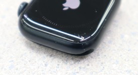 Good
													Apple Watch Series 7 41mm - Unlocked, Midnight, A2475 - Cellular, Aluminum, photo 4 of 10