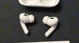 Used
													Apple AirPods Pro 2 - USB-C, photo 2 of 9