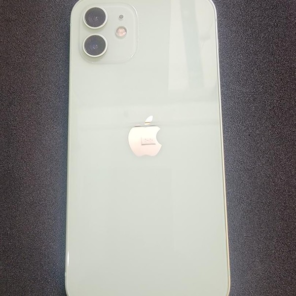 Apple iPhone 12 - Unlocked, 64 GB, Green, A2172